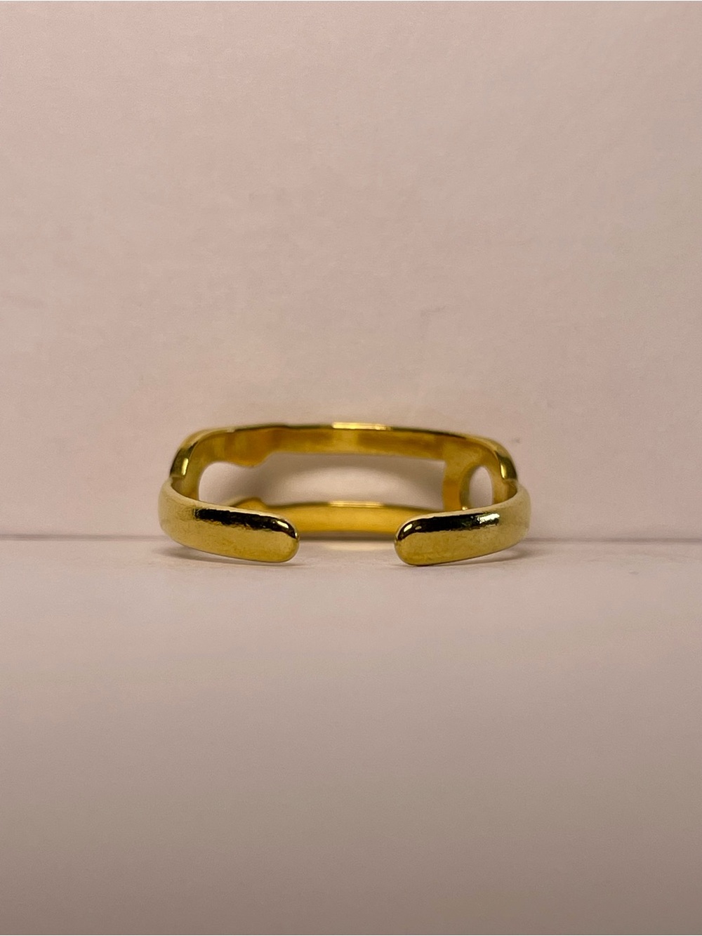 Gold Paperclip Ring - Picture 4 of 6